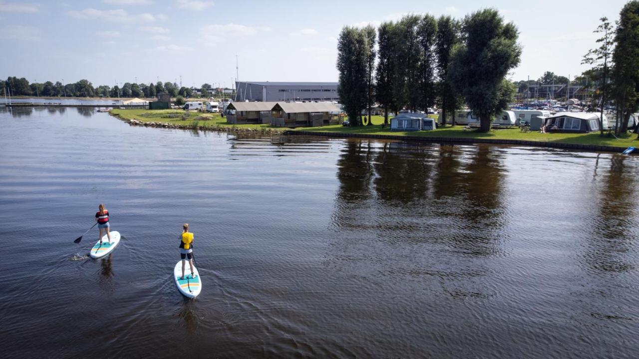 Hotel Jachthaven Nieuwboer Bunschoten Exterior foto